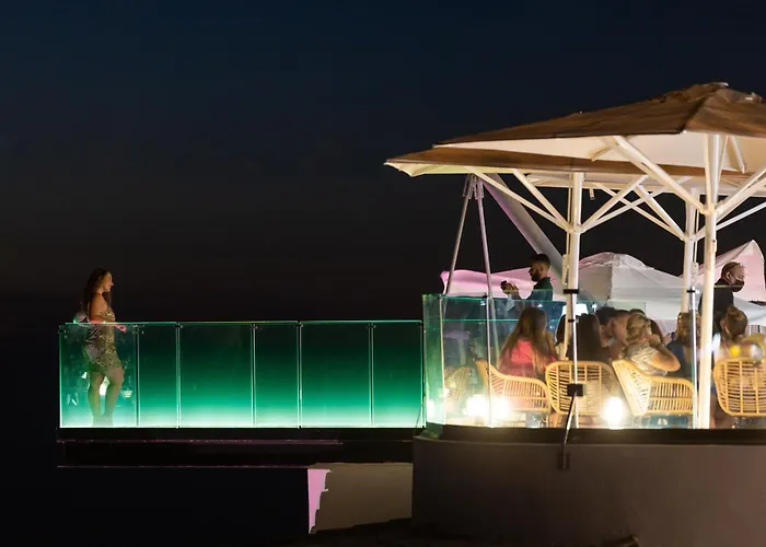 Апартаменти Eden Duke Ocean Views With Ac Адехе