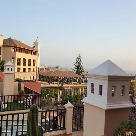 Eden Duke Ocean Views With Ac דירה *